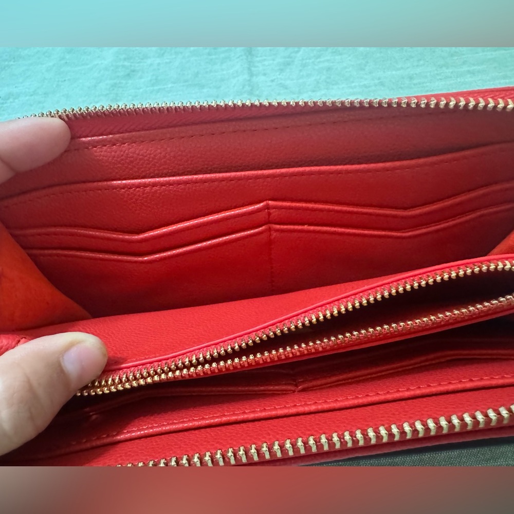 Women Red Wallet - Picture 7 of 10